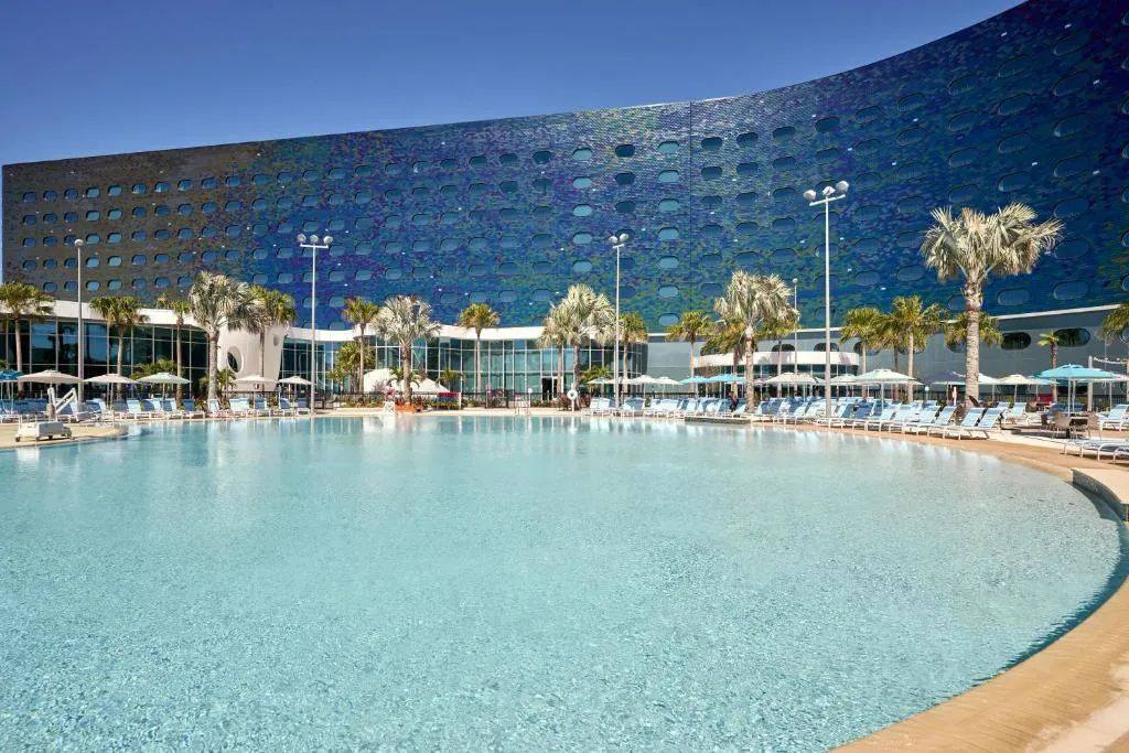 Winter Orlando Escape at Brand New Universal Hotel - Image 3