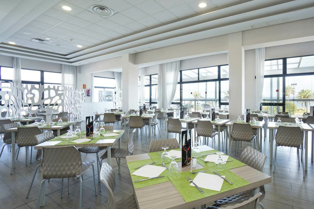 COSTA DEL SOL EASTER 2027 EARLY BOOKER - Image 4