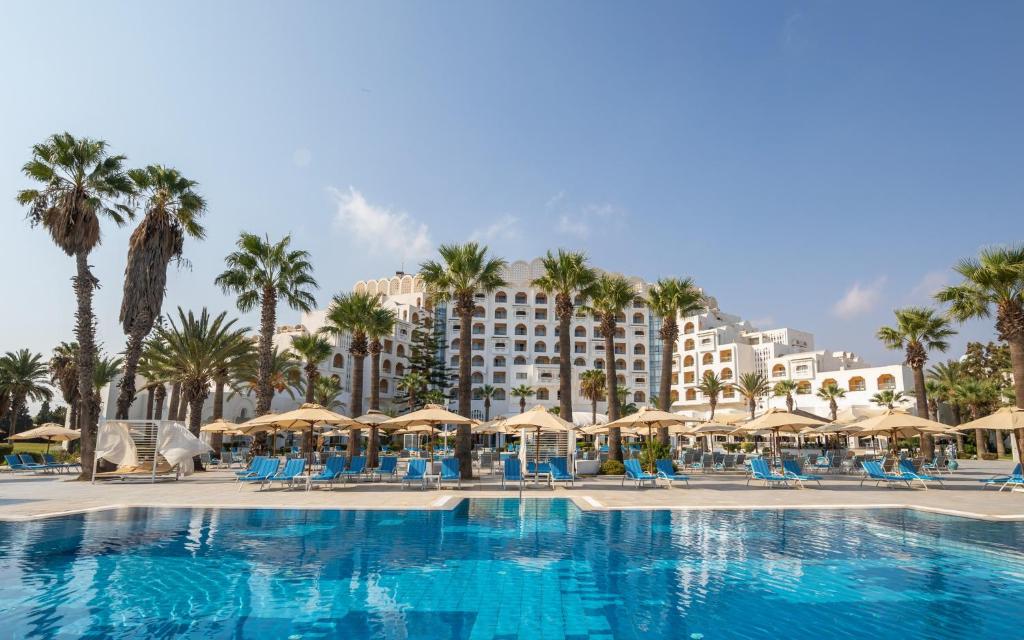 Late Year 5* Luxury Tunisia Sunshine BARGAIN - Image 1