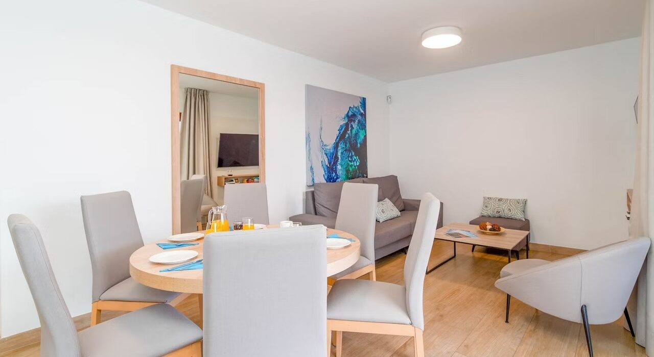 Lanzarote Private Villa – Up To Family of 5 - Image 2