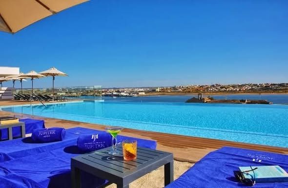 Adults Only 4* Algarve Portugal Autumn Sunshine - Image 1