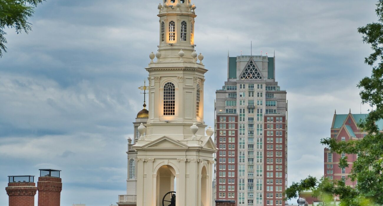 BOSTON & RHODE ISLAND NEW ENGLAND SELF DRIVE - Image 2