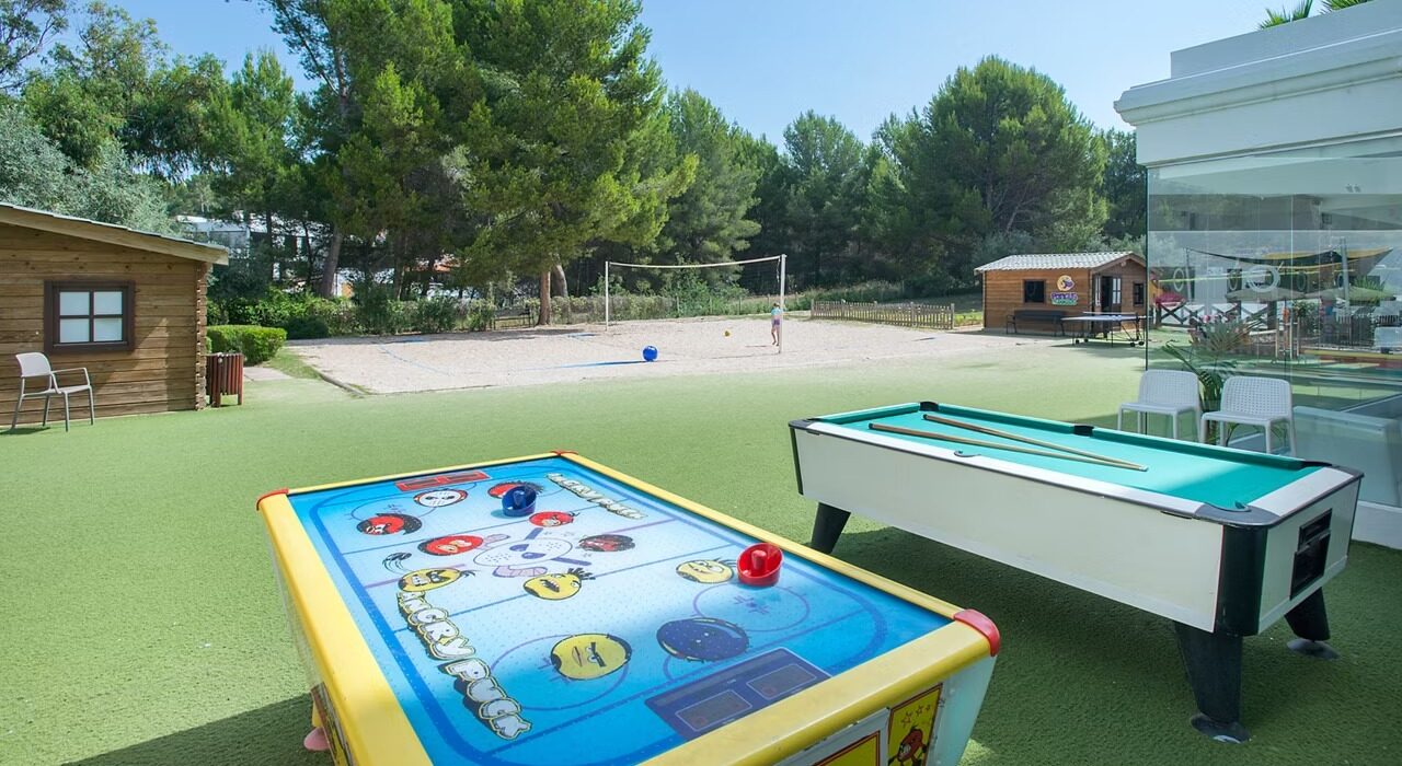 LAST MIN Family of 5 Hols to Majorca - Image 3