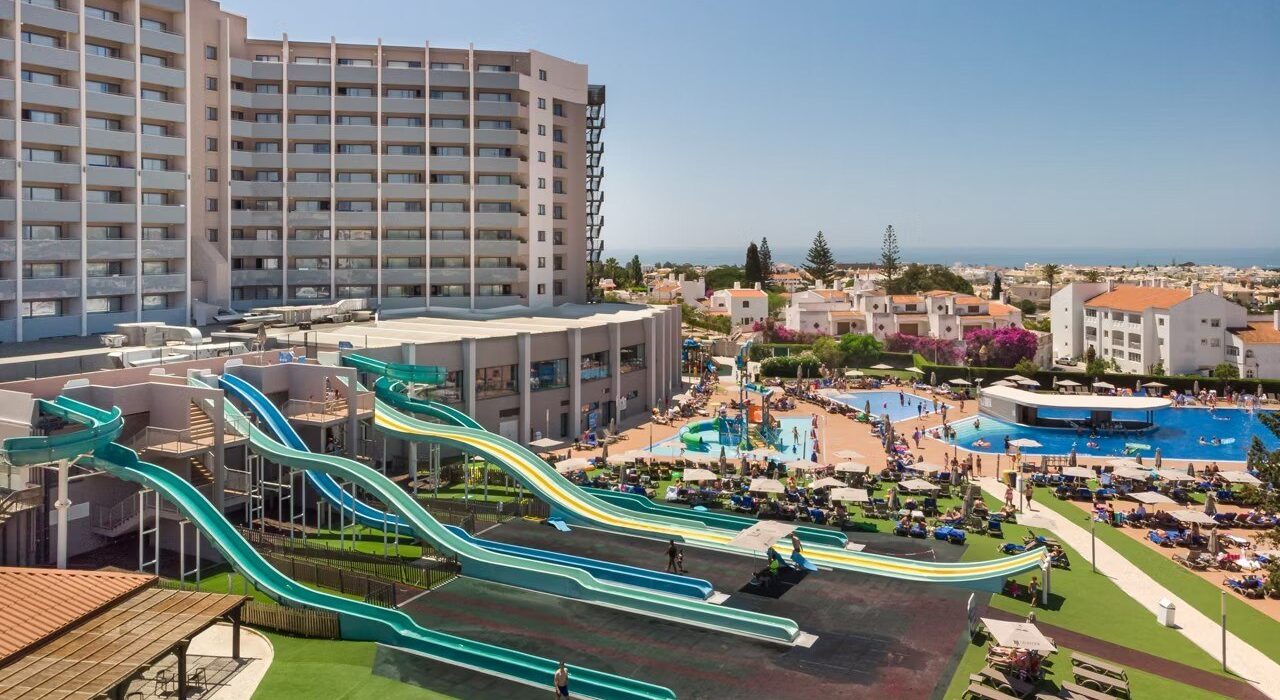 FAMILY PORTUGAL SPECIAL TO JUPITER ALBUFEIRA - Image 5