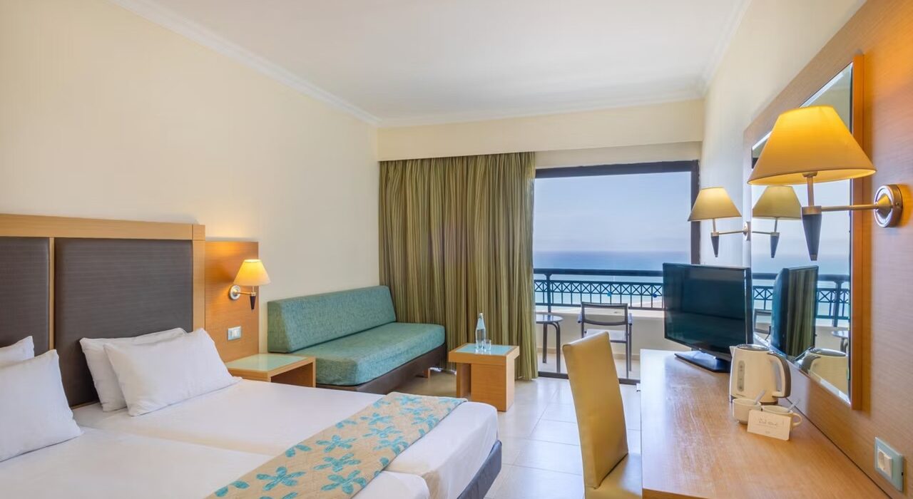 Autumn Sunshine 4* All Inclusive Rhodes - Image 2