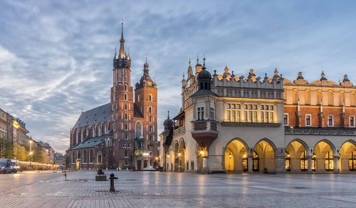 KRAKOW POLAND 2027 EARLY BOOKER - Image 1