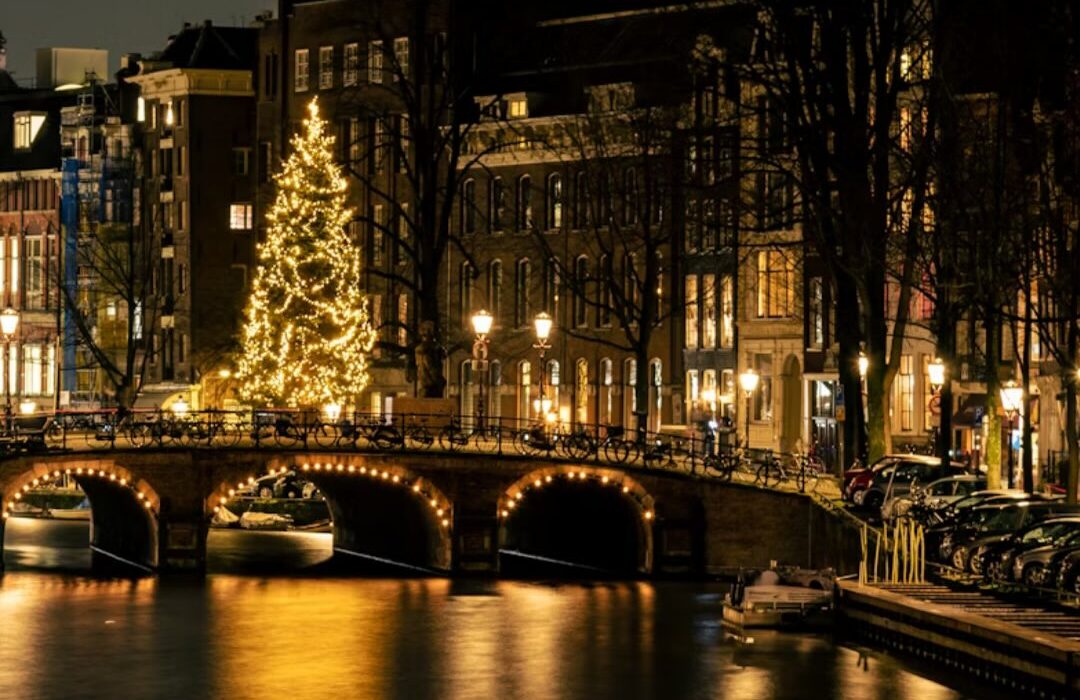 Winter in Amsterdam – Visit the Christmas Markets - Image 1