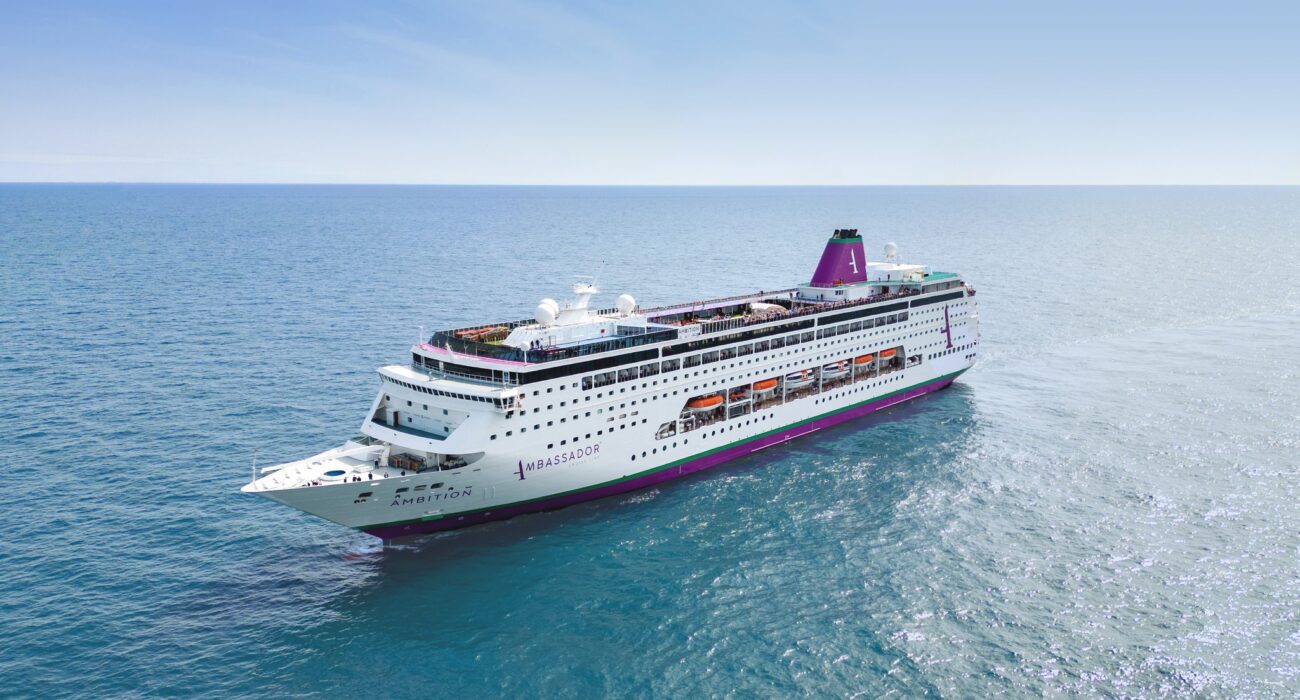 Iceland Land of Fire and Ice Cruise FROM Belfast - Image 1