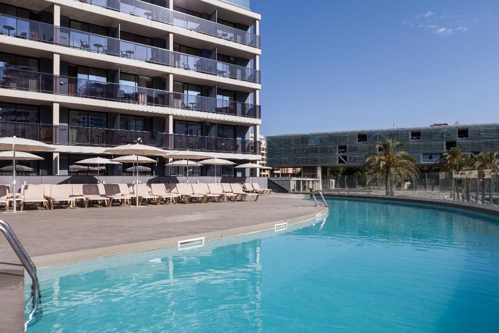 BENIDORM LONG STAY EARLY BOOKER OFFER - Image 1