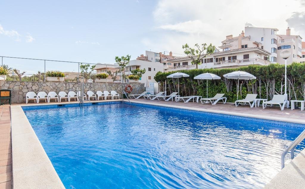 MAJORCA MINI BREAK NInja BARGAIN - Image 1