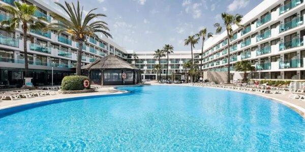 Mid May Cambrils Spain May 2027 Early Booker