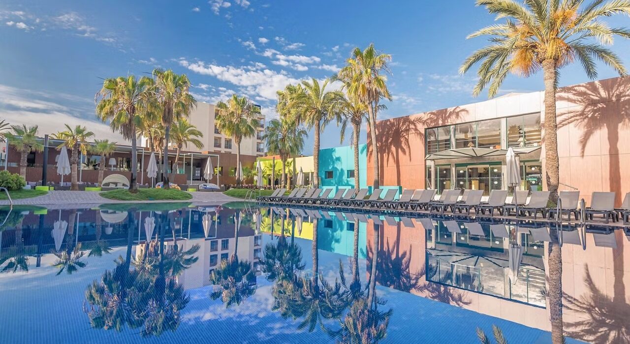 Ibiza 4* ALL INCLUSIVE LAST MIN Short Break - Image 1