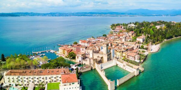 LAST MIN Break to STUNNING Lake Garda Italy