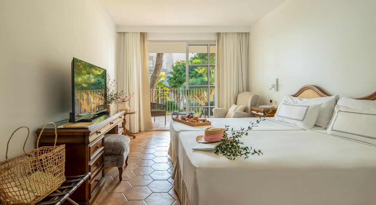 Beautiful Boutique Luxury in Cala D'Or Majorca - Image 3