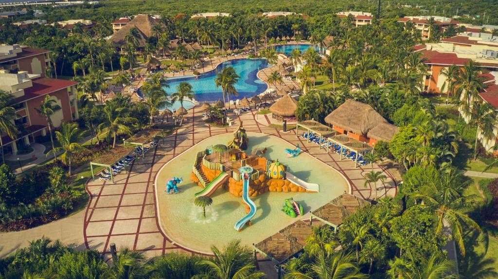 Halloween Family Break to Riviera Maya Mexico - Image 3