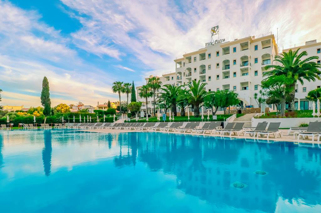 EARLY BOOKER 4* PORTUGAL STAFF RECOMMENDATION - Image 3