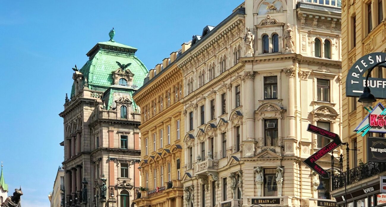Prague Vienna and Budapest City Break Trio - Image 3