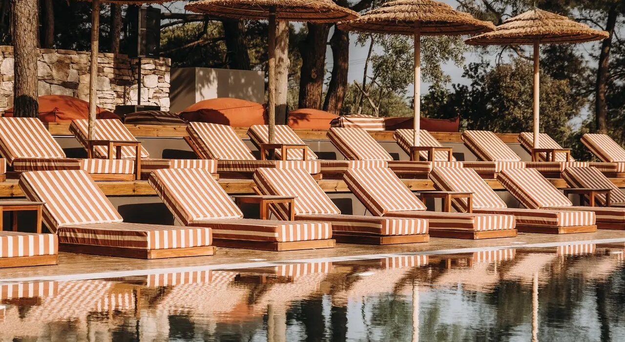 Boujee Adults Only Rhodes Autumn Sunshine - Image 2