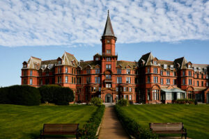 Late Year Sunday Nights at Slieve Donard Resort