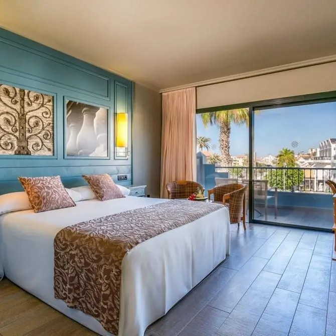 December Costa Adeje Tenerife Mini Break Offer - Image 2