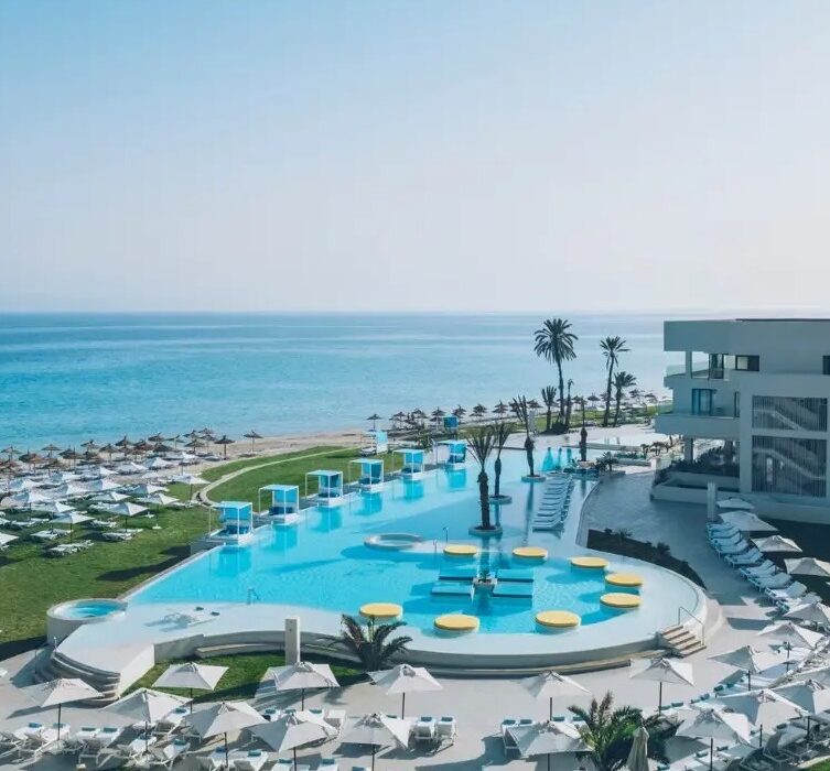 Tunisia Luxury Sunshine Autumn NInja Getaway - Image 1