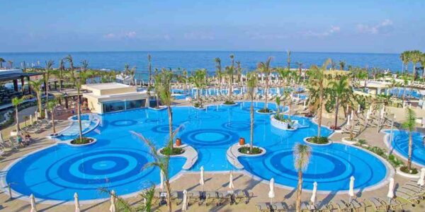 CYPRUS SWIM UP HONEYMOON VIBES