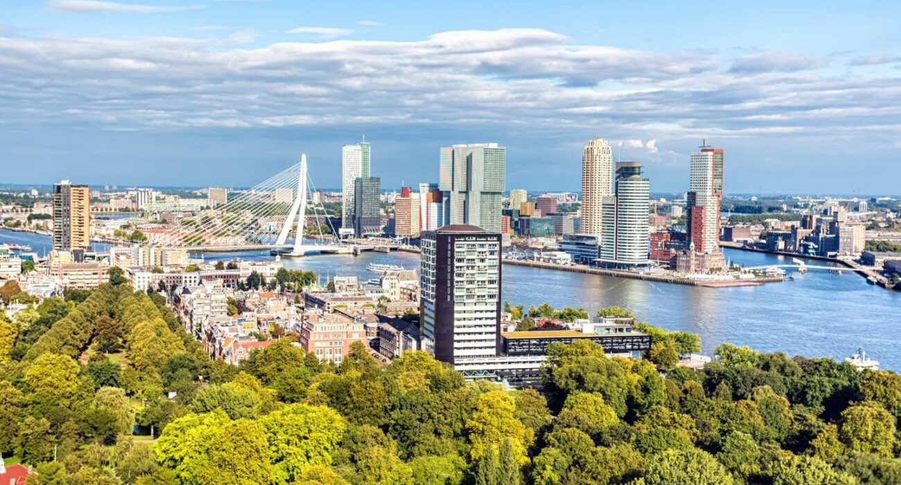 SPRINGTIME IN HOLLAND RIVER CRUISE - Image 2
