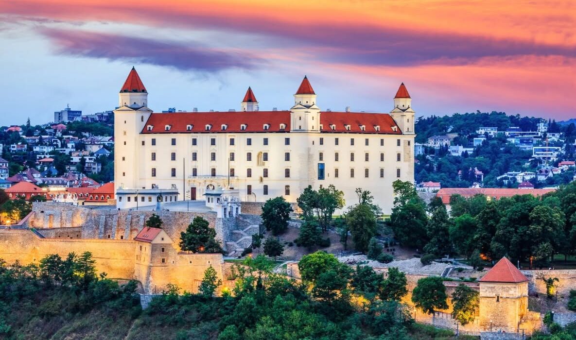 ENCHANTING DANUBE FESTIVE CRUISE 2027 - Image 8