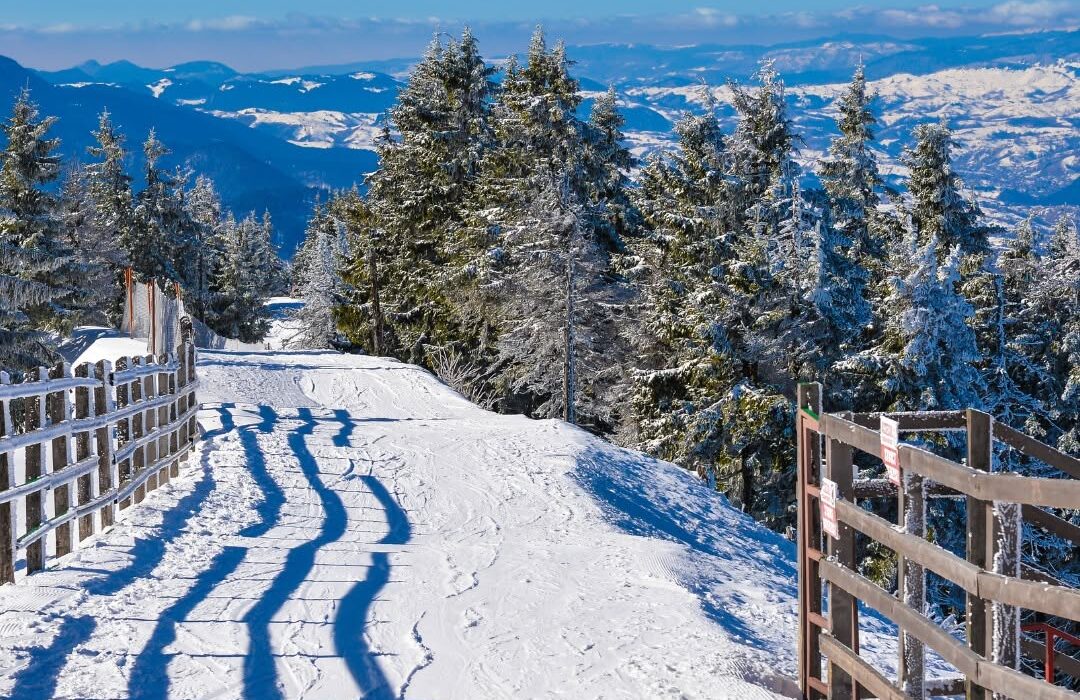 ROMANIA SKI IN TRANSYLVANIA - Image 1