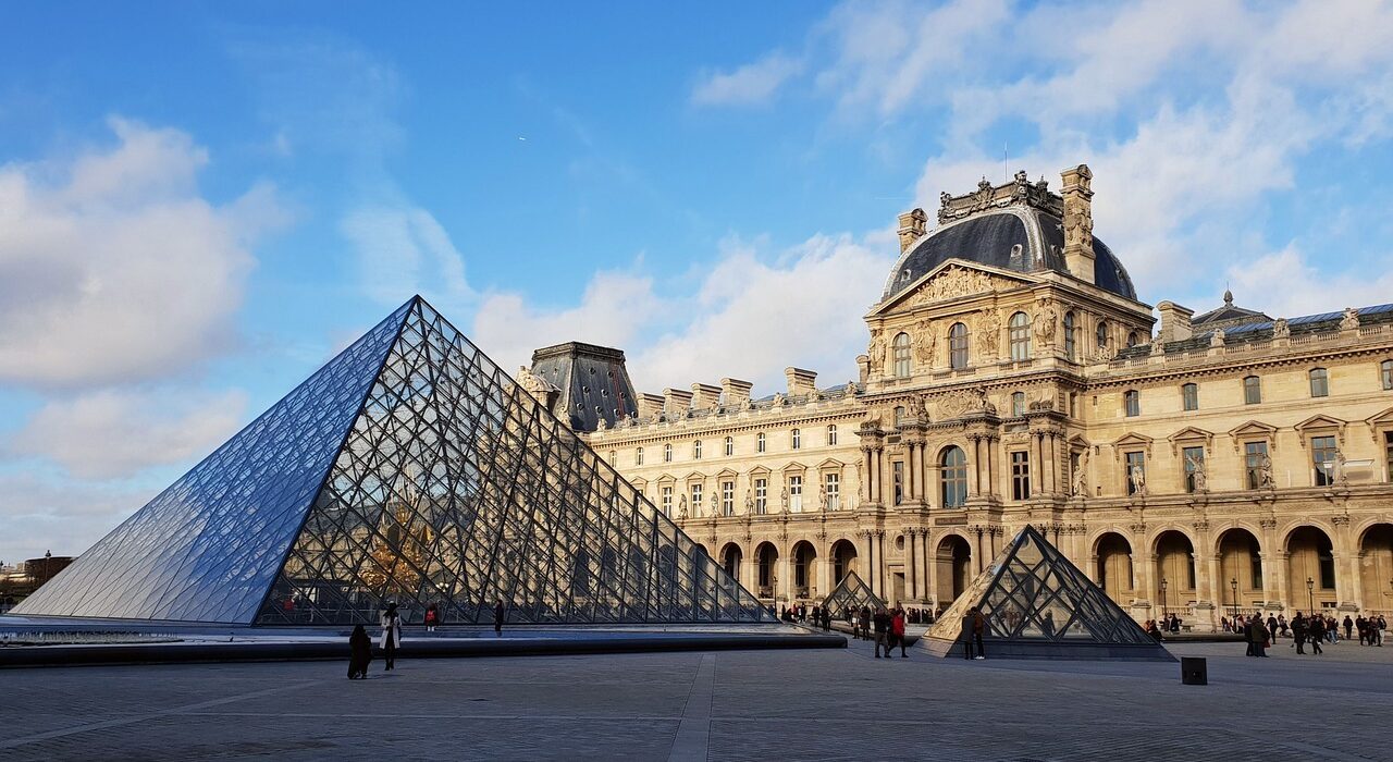 Summer Paris France Weekend Break Special - Image 1
