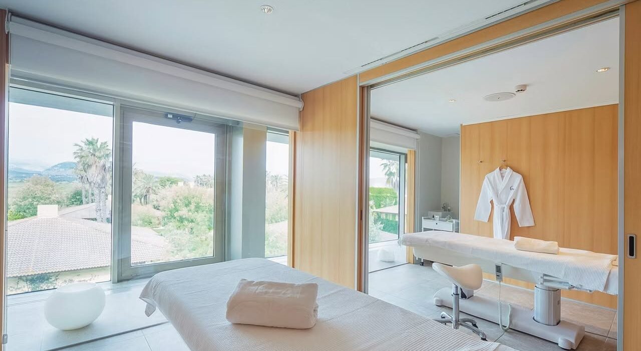 Couples Escape to Puerto Pollensa Majorca - Image 3