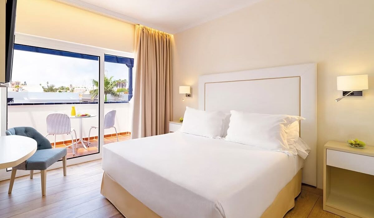 Adults Only Fuerteventura Summer Hols Offer - Image 4