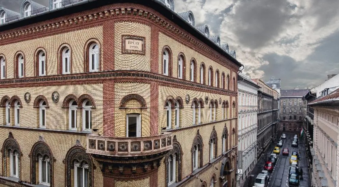Budapest Winter Break 2026 - Image 3