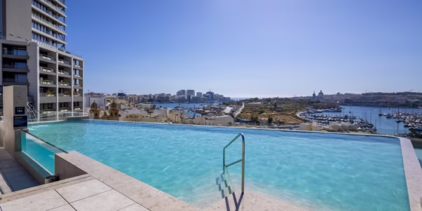 STYLISH SUMMER STAY IN SLIEMA MALTA