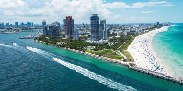 VEGAS, MIAMI & CARIBBEAN CRUISING