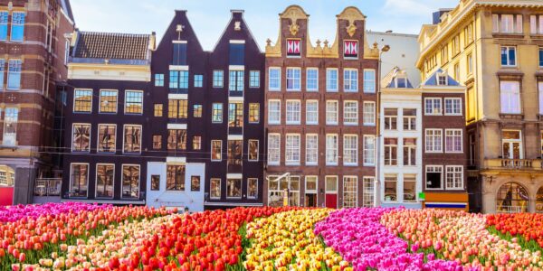 Amsterdam Summer Break with Ice Bar and Canal Cruise