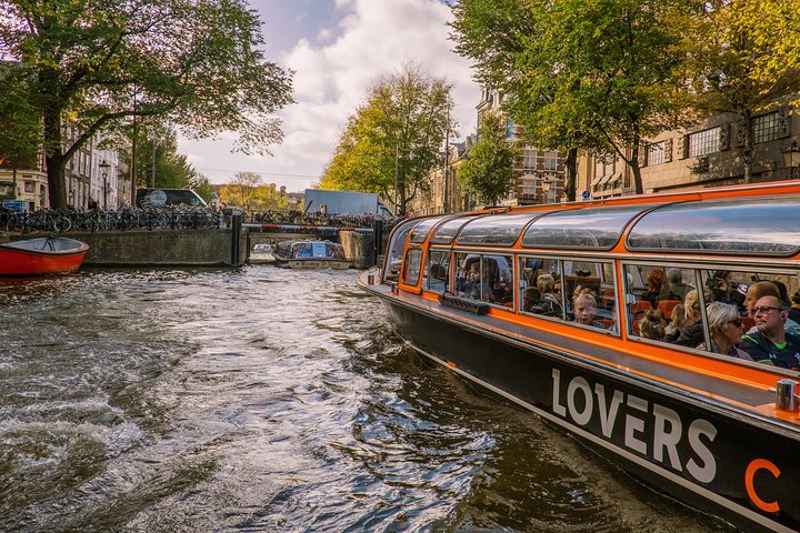 Amsterdam Summer Break with Ice Bar and Canal Cruise - Image 3