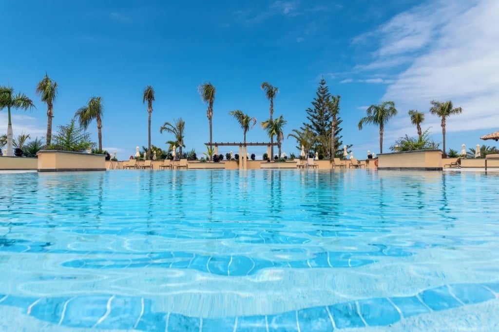 TENERIFE 5* SPRING MINI BREAK OFFER - Image 1