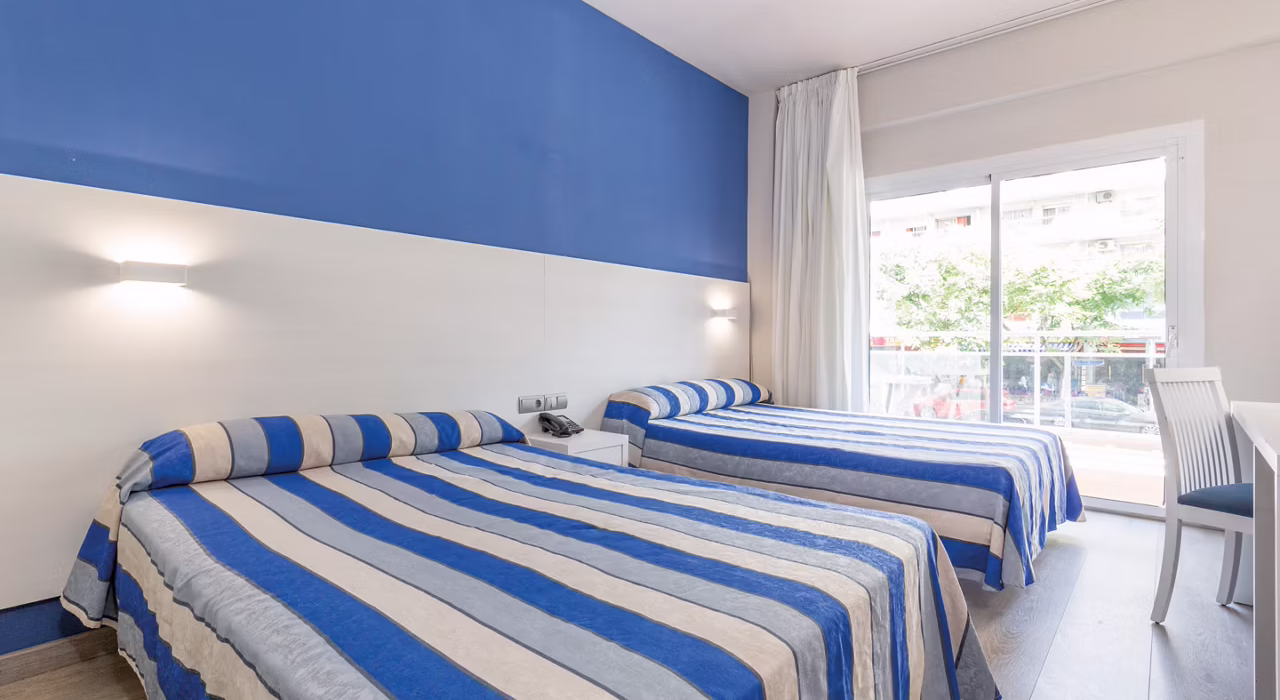 LAST MIN Salou Spain Family Hols Offer - Image 2
