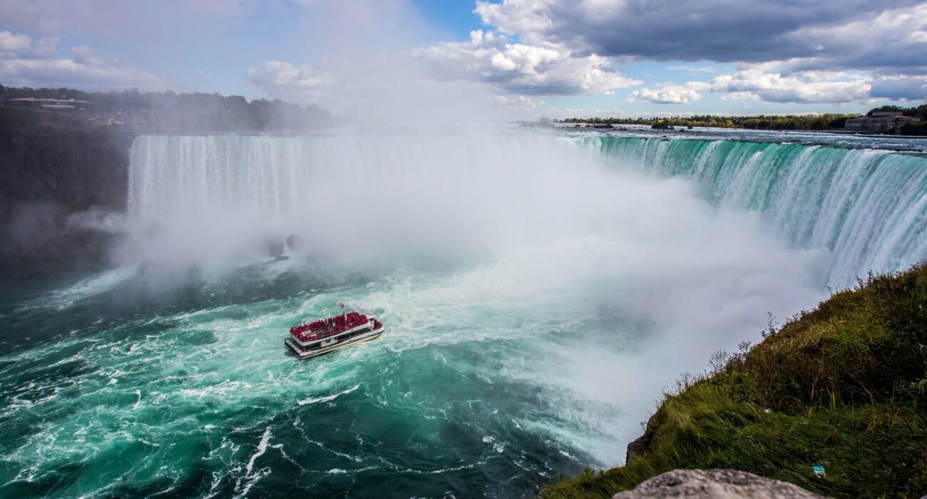 QUEBEC CITY, MONTREAL, TORONTO & NIAGARA FALLS - Image 1