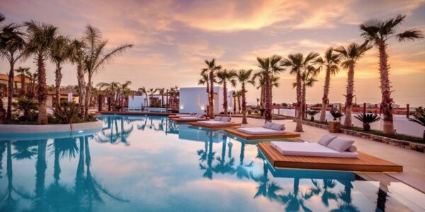 Ultimate Luxury TWO WEEK Hols at Stella Island