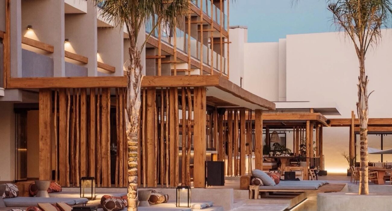 Boujee Adults Only Bliss in Crete Greece - Image 3
