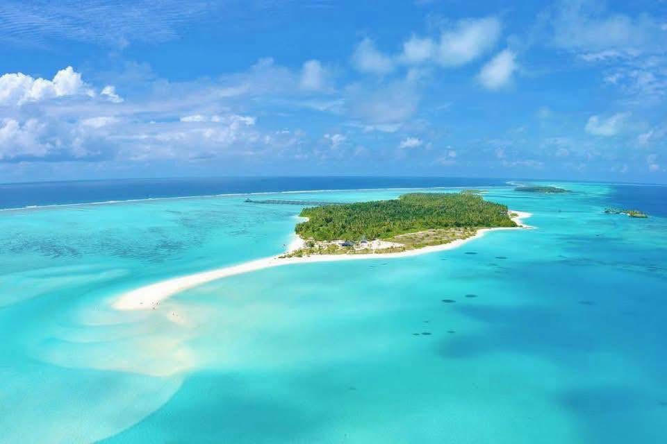 Honeymoon Special – Luxury Maldives with Business Class - Image 1