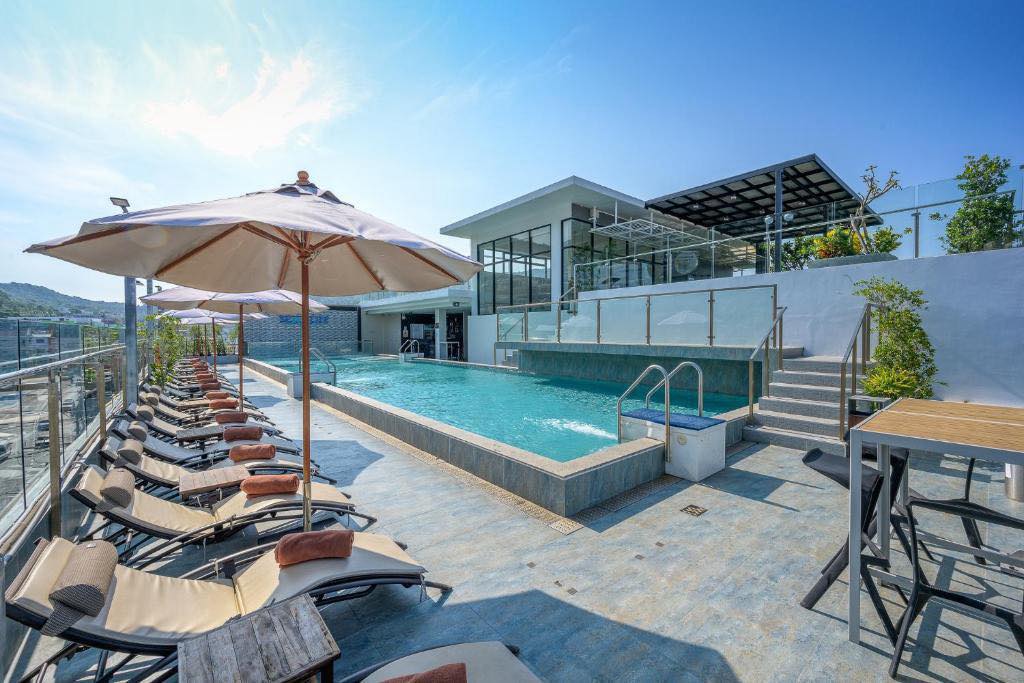 Luxury 5* Phuket Thailand NInja Special - Image 2