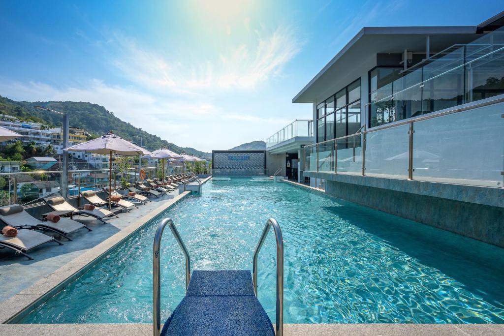 Luxury 5* Phuket Thailand NInja Special - Image 1