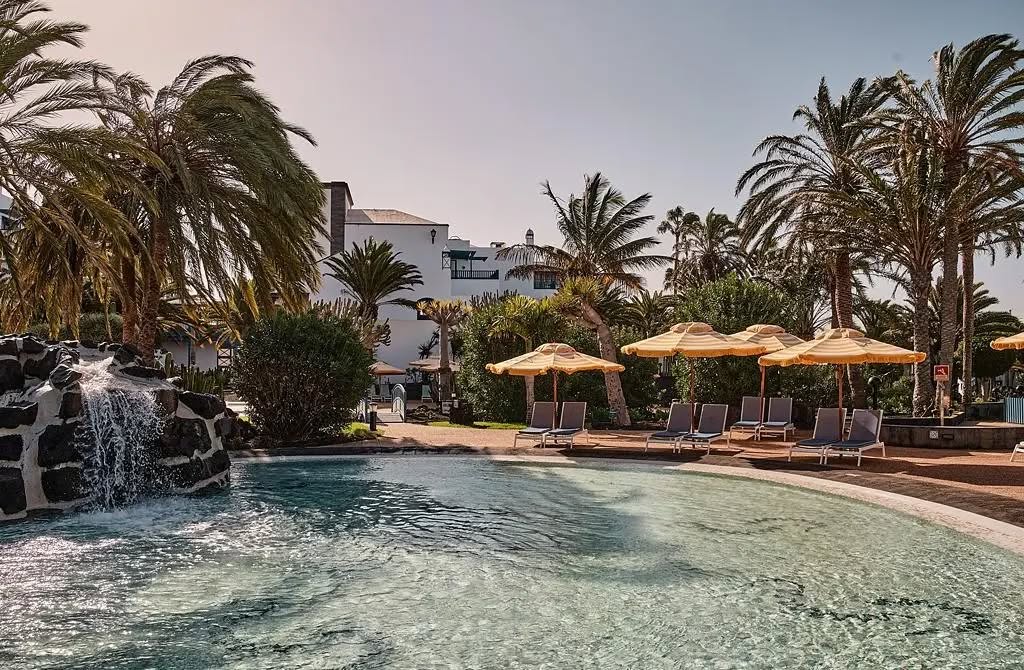 Lanzarote Late Year 5* Winter Sunshine - Image 1
