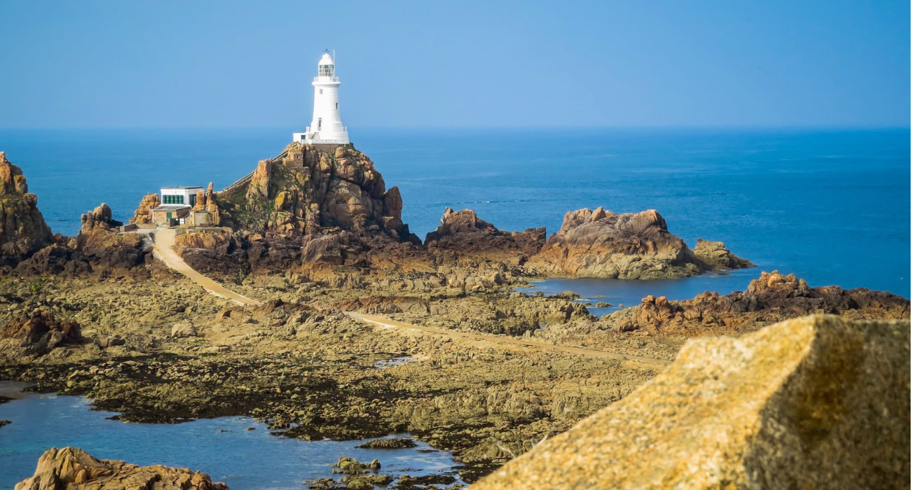 JERSEY  PEAK SUMMER SHORT BREAK - Image 2