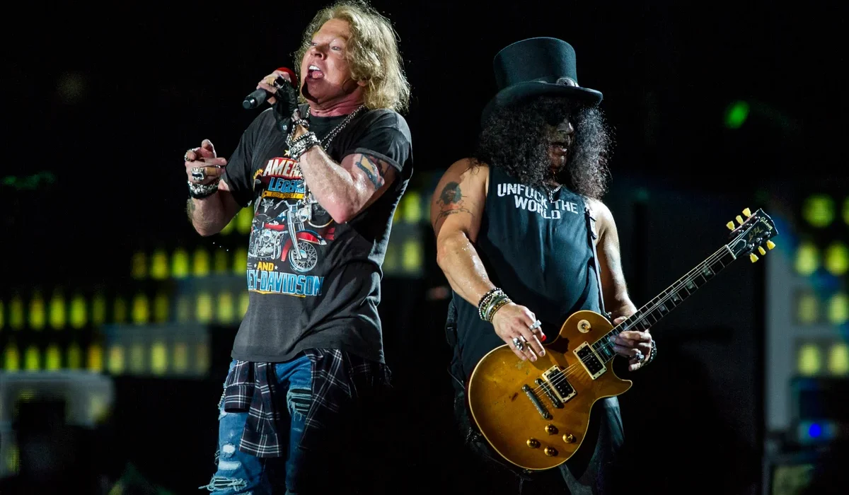 SEE GUNS N ROSES LIVE IN VEGAS NEXT MONTH - Image 1