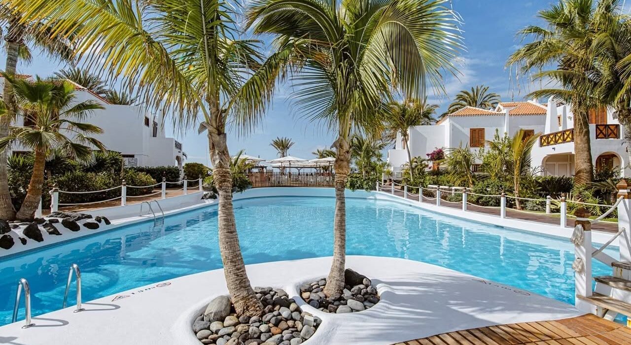 Mid August at Tenerife Family Favourite - Image 2