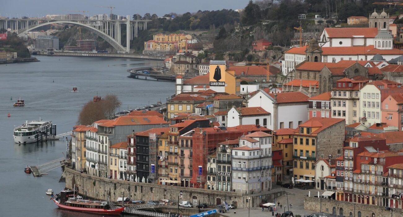 Early October 4* Porto City Break Offer - Image 3